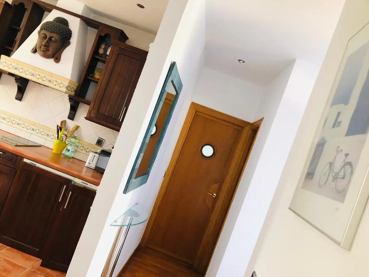 Beach Penthouse Tarifa 0*,